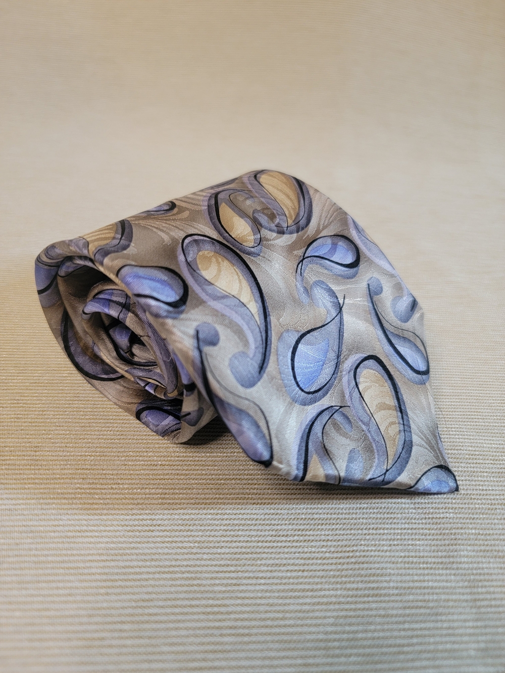 J. Garcia Paisley Silver & Lavender Men's Tie